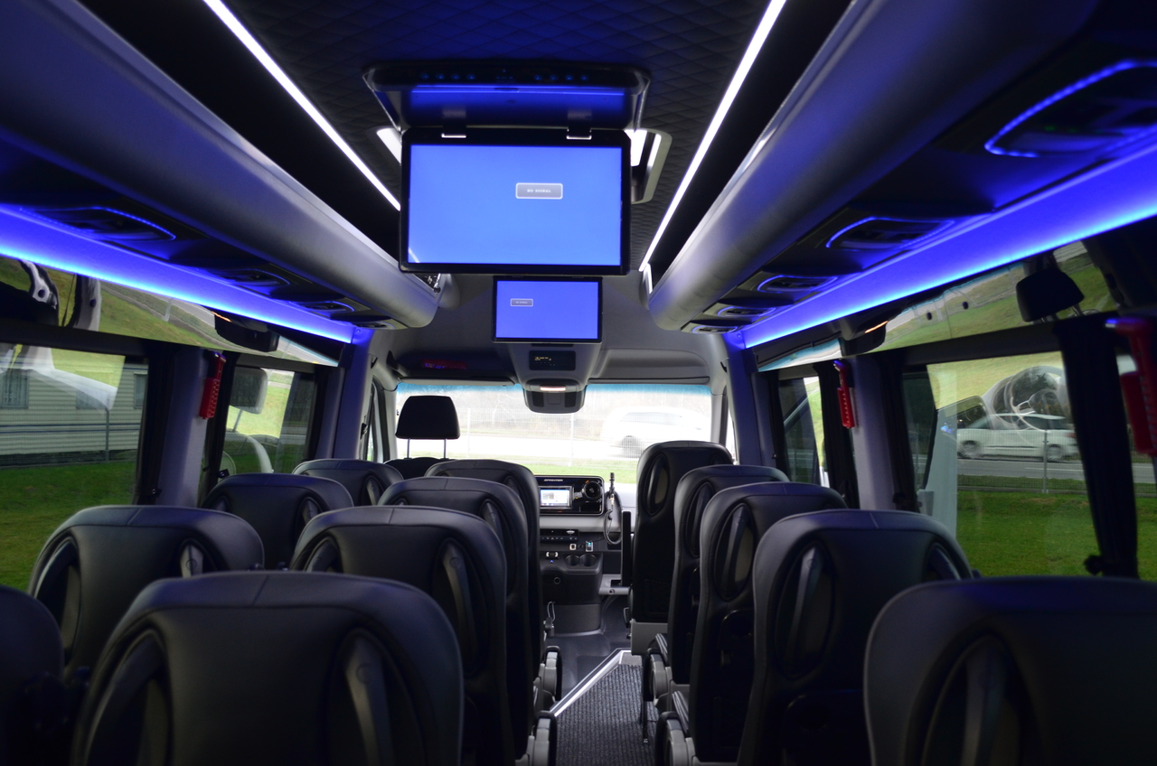 Новый Микроавтобус, Пассажирский фургон MERCEDES-BENZ 519 4x4 high and low drive: фото 12