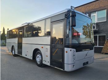 Туристический автобус Volvo B7R: фото 1