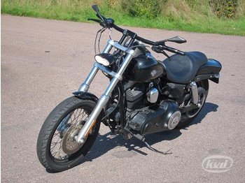 Harley-Davidson FXDB Dyna Street Bob Motorcykel (76hk)  - Мотоцикл