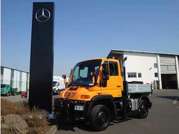 Малотоннажный бортовой грузовик Unimog Mercedes-Benz U300 4x4 Hydraulik Standheizung