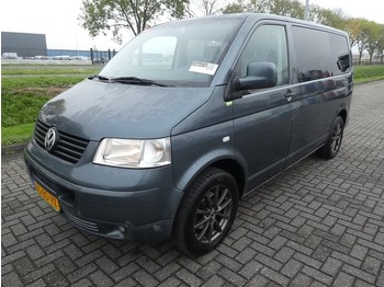 Цельнометаллический фургон Volkswagen Transporter 2.5 TDI d.c.: фото 1