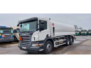 Грузовик-цистерна Scania P340