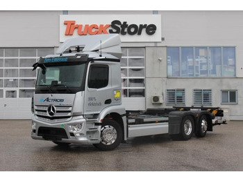 Mercedes-Benz eActros 300 L BDF Distronic Spur-Ass Totwinkel  - Грузовик-контейнеровоз/ Сменный кузов