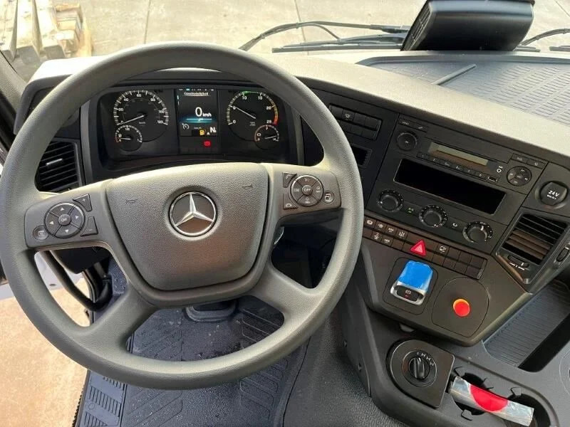 Новый Грузовик-шасси Mercedes-Benz Arocs 4040 A 6x6 Chassis Cabin (5 units): фото 15