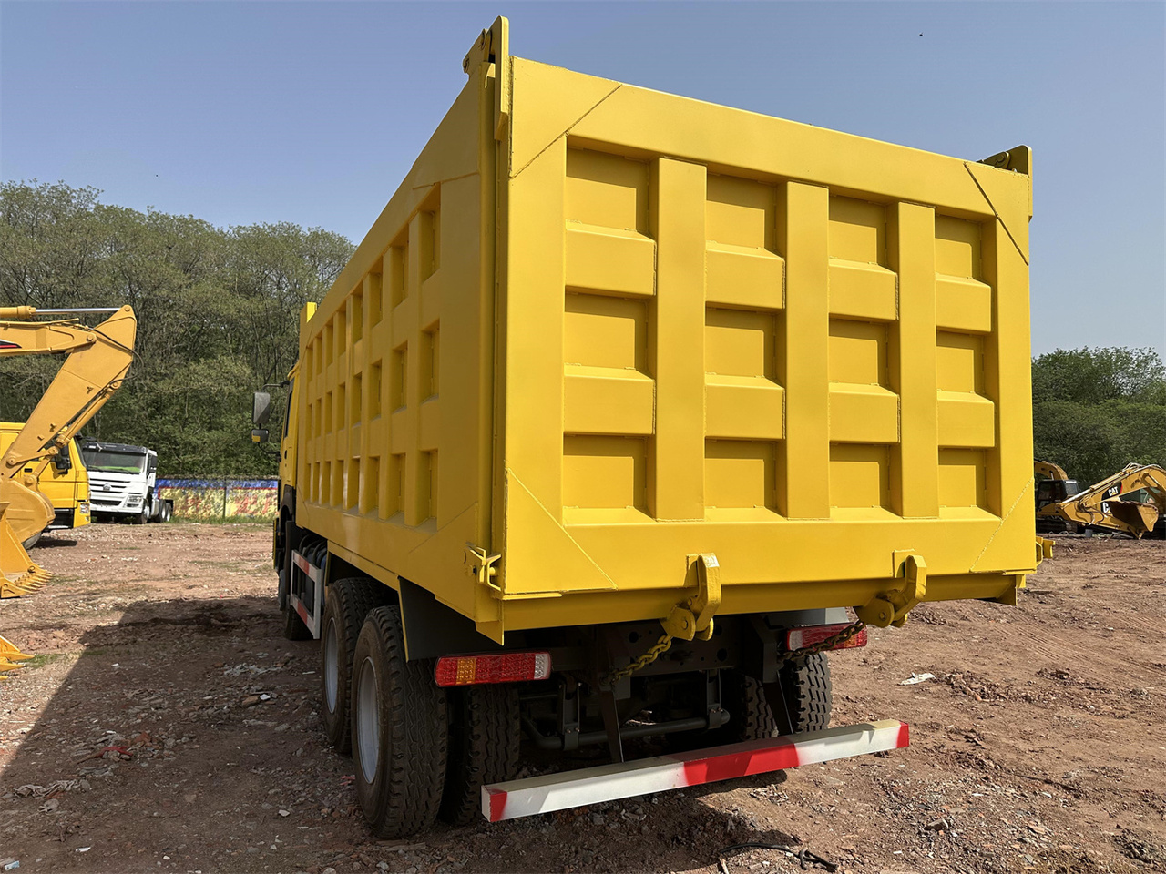 Самосвал для транспортировки силоса SINOTRUK HOWO 371 Dump truck: фото 10