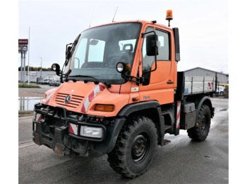 UNIMOG U300 KLIMA AHK KOMUNALHYDRAULIK - Самосвал