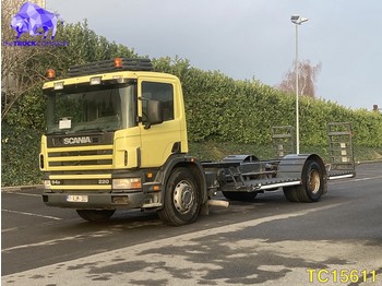 Грузовик-шасси Scania 94d 220: фото 1