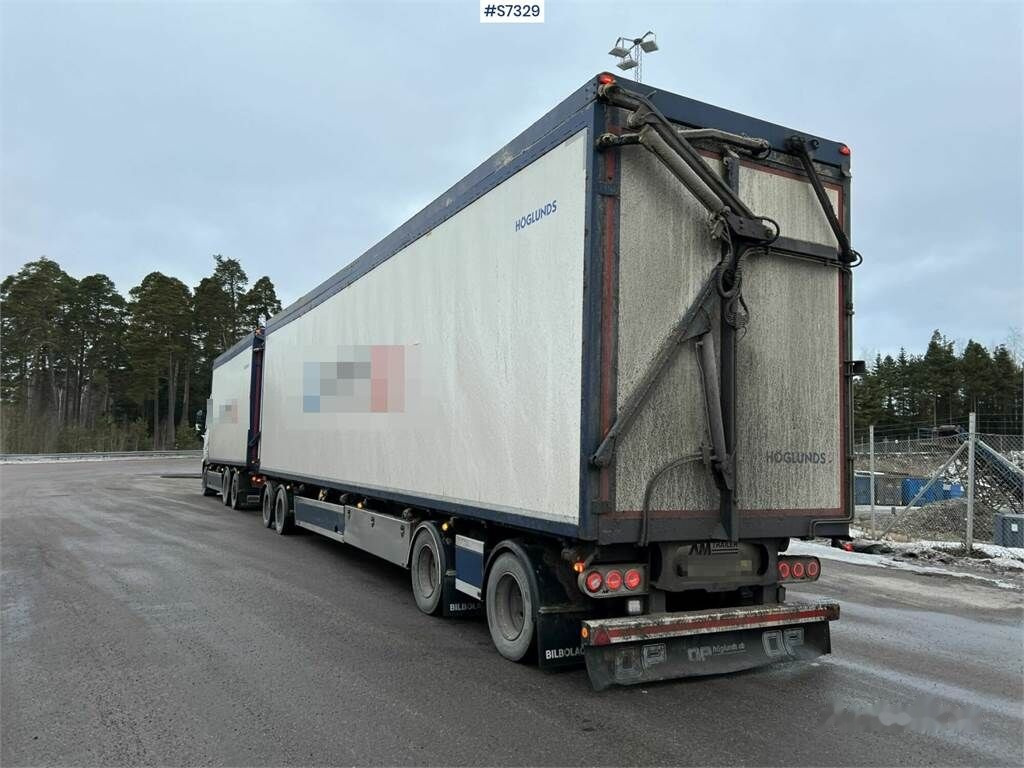 Грузовик с закрытым кузовом Volvo FH 6x2 wood chip truck with trailer: фото 11