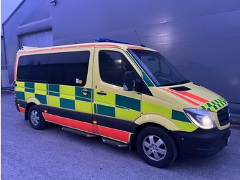 Машина скорой помощи MERCEDES-BENZ Sprinter 319 - AMBULANCE / Krankenwagen - RESERVERAD: фото 1