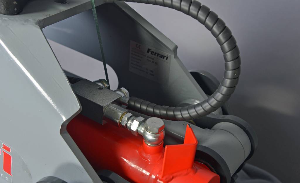 Кран-манипулятор для Лесозаготовительной техники Ferrari Holzgreifer FLG 23 XS + Rotator FR55 F: фото 8