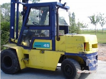 Komatsu FD45T-5 - Вилочный погрузчик