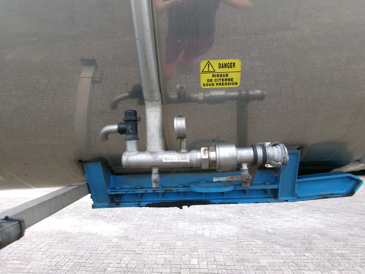 Полуприцеп-цистерна для транспортировки химикатов Magyar Chemical tank inox 32.5 m3 / 1 comp: фото 9