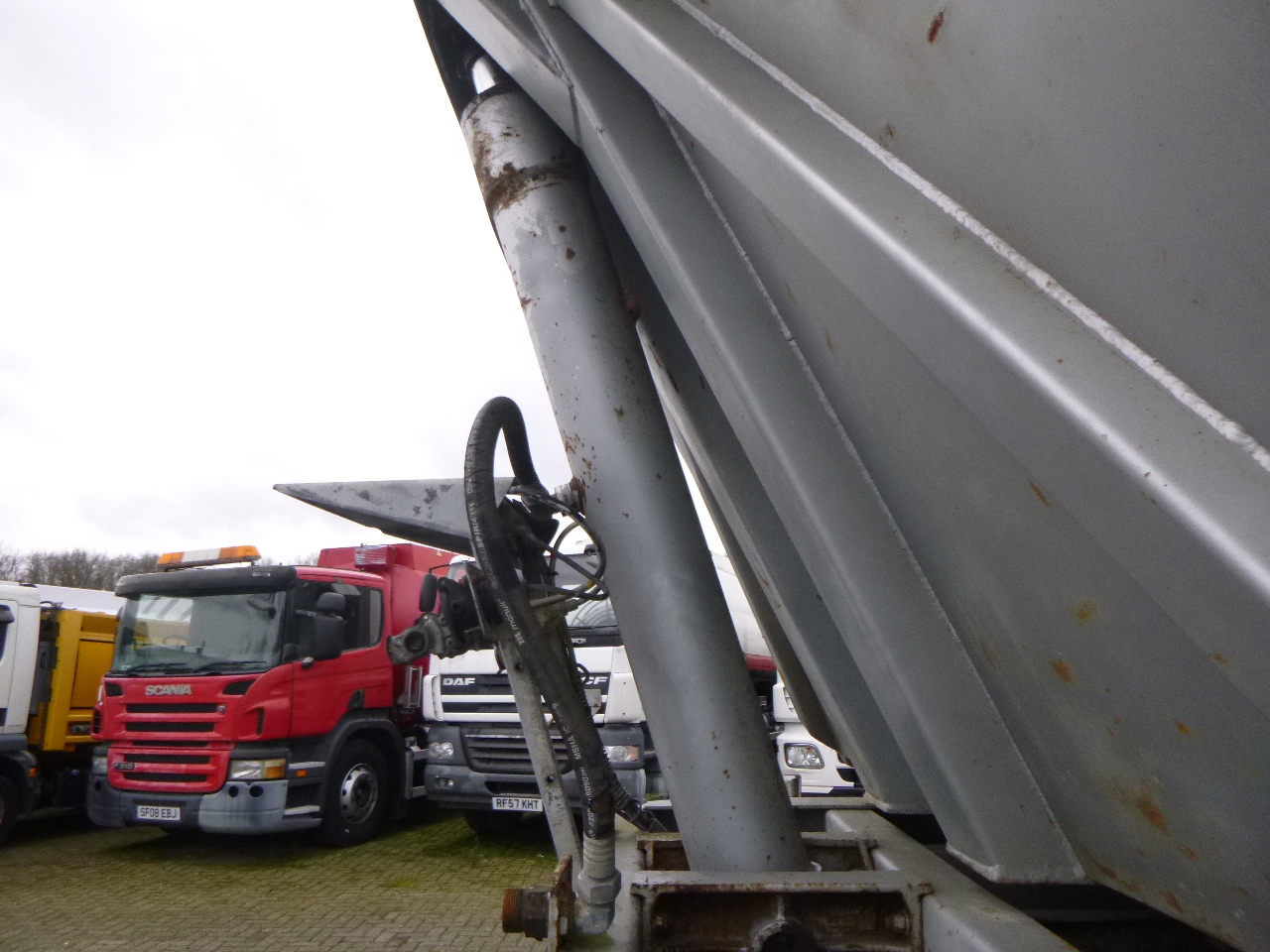Самосвальный полуприцеп Robuste Kaiser Tipper trailer steel 24 m3 + tarpaulin: фото 11