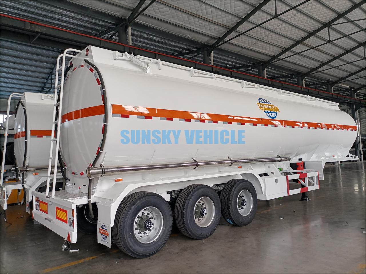 Новый Полуприцеп-цистерна для транспортировки топлива SUNSKY Fuel Tank Trailer: фото 6