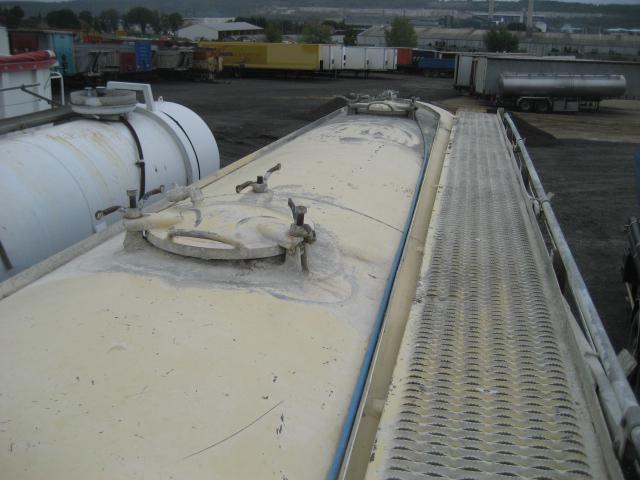 Полуприцеп цистерна для сыпучих грузов для транспортировки сыпучих материалов Spitzer: фото 7