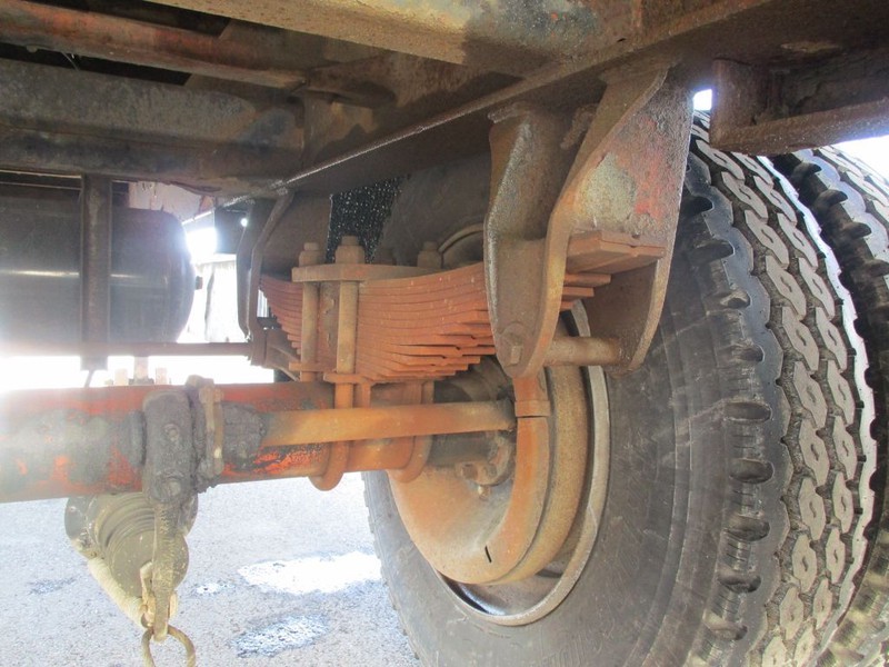 Полуприцеп бортовой/ Платформа Trailor steel suspensions: фото 6