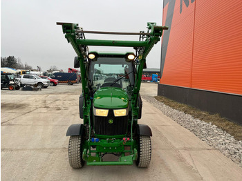 Трактор John Deere 3045 R 4x4 AC / PTO IN THE FRONT AND BACK: фото 3
