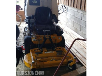  2015 Walker Gressklipper med høyttippende oppsamler - Сельскохозяйственная техника