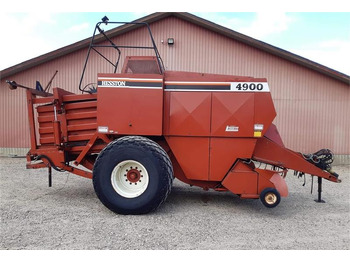 Hesston 4900 m/ballevogn  - Пресс-подборщик тюковый