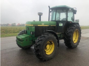 Трактор John Deere 3650