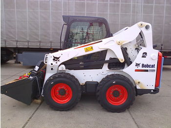 Минипогрузчик с бортовым поворотом BOBCAT S650