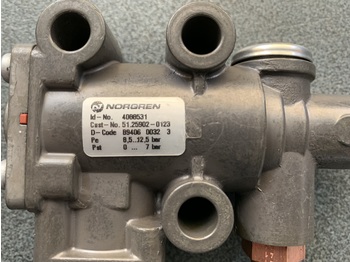 Новый Тормозной клапан для Грузовиков EXHAUST GAS RECIRCULATION CONTROL VALVE MAN TGA: фото 2