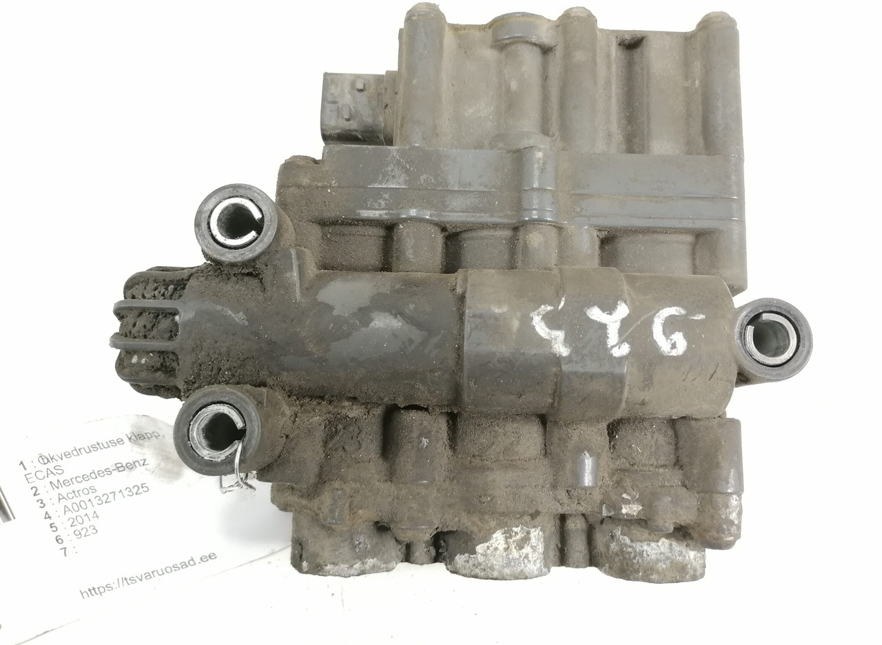 Тормозной клапан для Грузовиков Mercedes-Benz Air suspension control valve, ECAS A0013271325: фото 6
