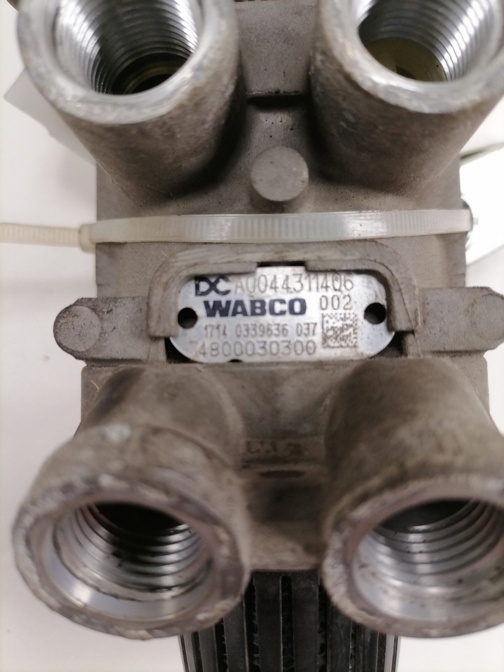 Тормозной клапан для Грузовиков Mercedes-Benz Brake pressure control A0044311406: фото 3