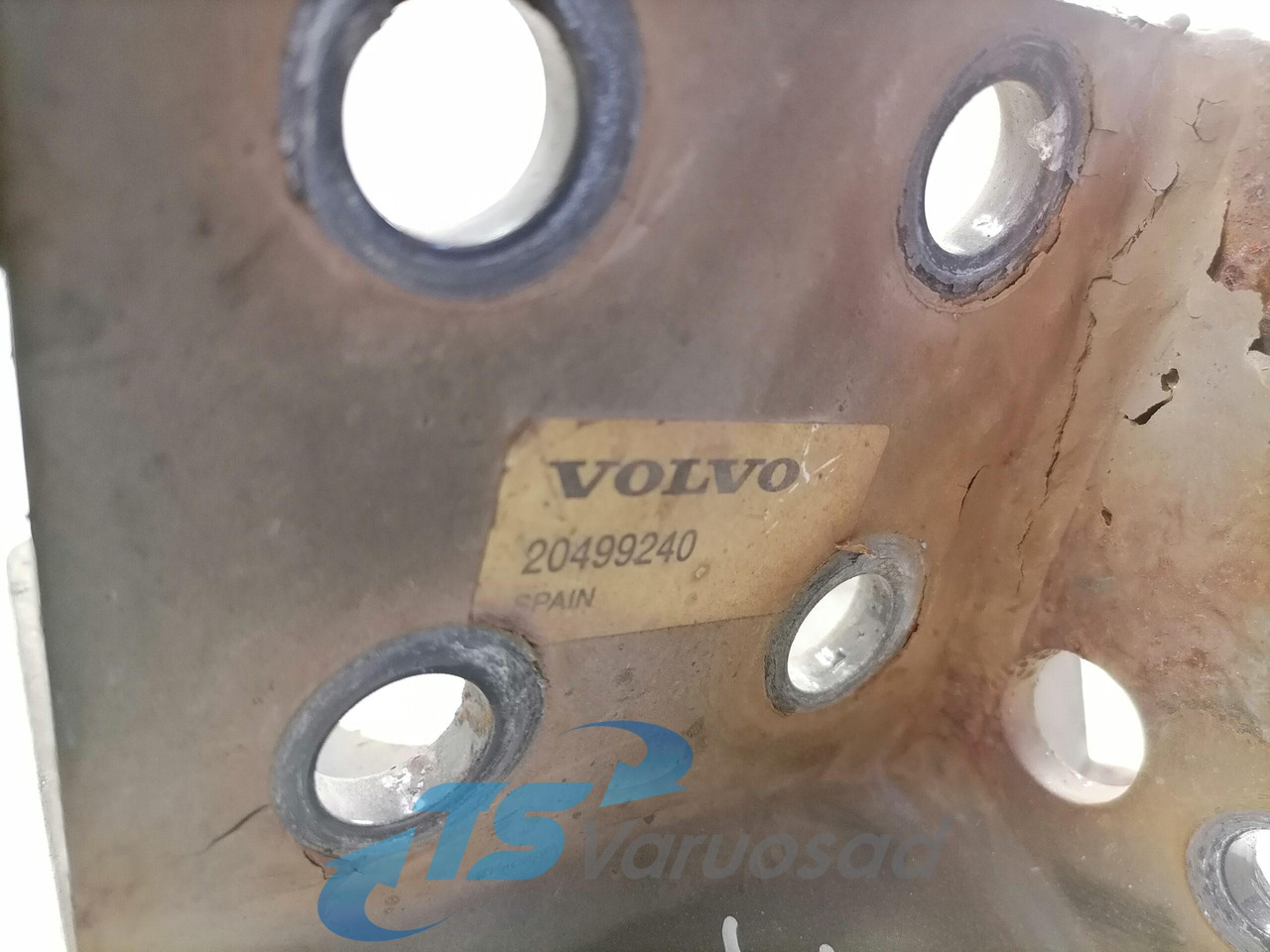 Рама/ Шасси для Грузовиков Volvo Bumper bracket 20499240: фото 3
