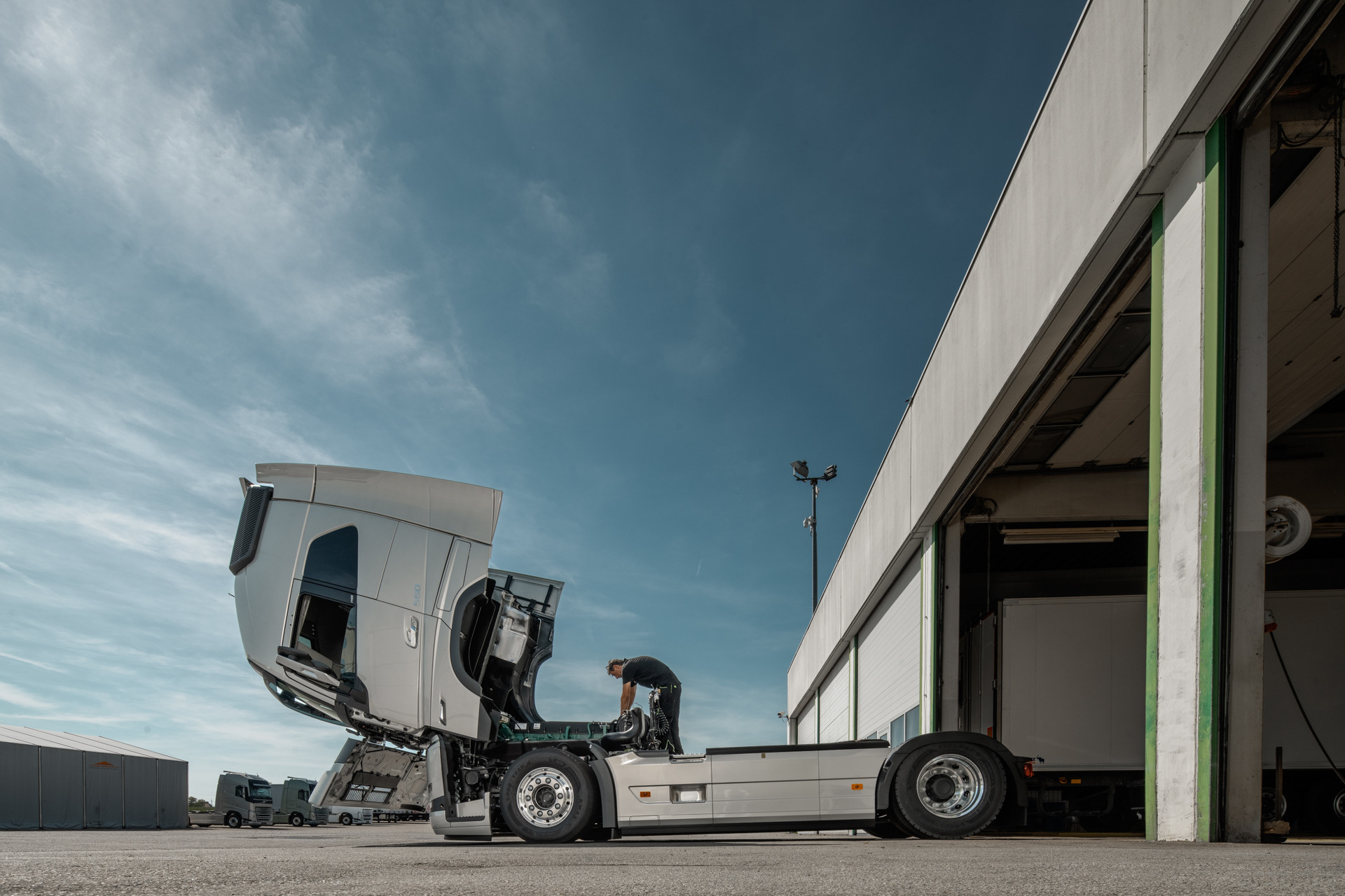 STARENT Truck & Trailer GmbH - Дома на колесах undefined: фото 2