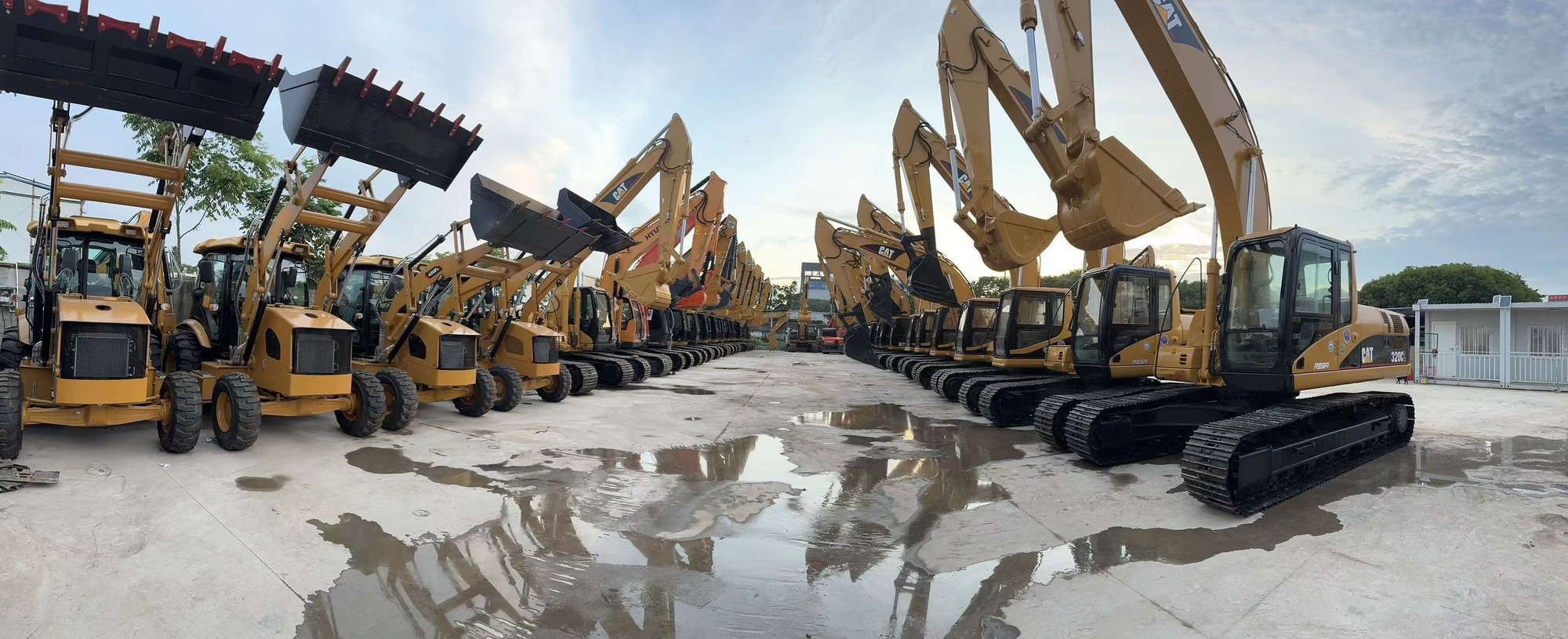 Sunight Development Company Limited - Тягачи SHACMAN undefined: фото 6