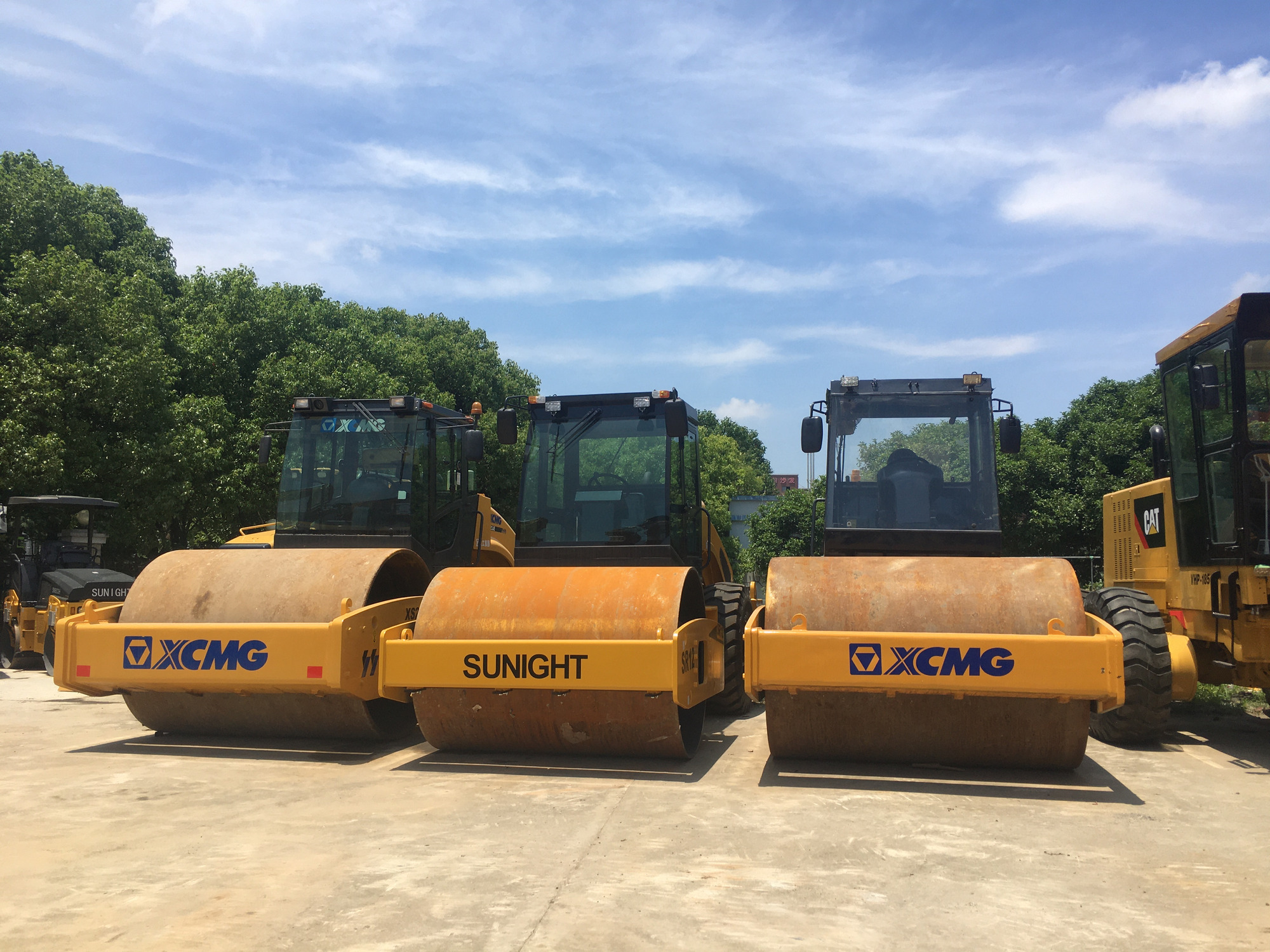 Sunight Development Company Limited - Тягачи SHACMAN undefined: фото 12