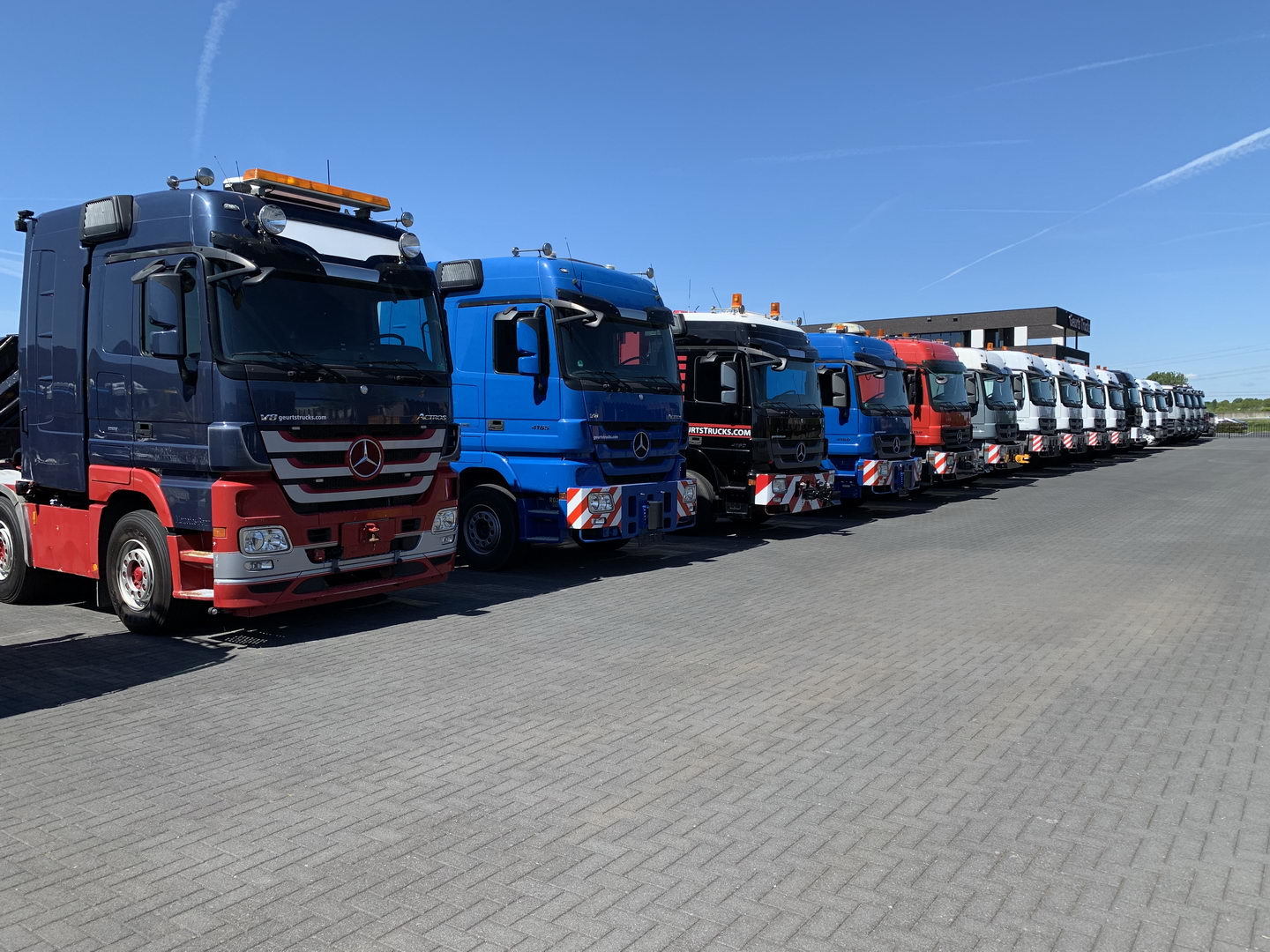 Geurts Trucks B.V. - Прицепы undefined: фото 12