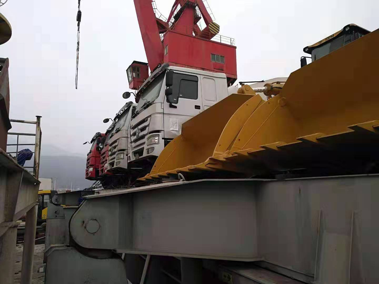 Shandong Guhong Auto Industrial CO., LTD - Грузовики - Год: 2020, 6х4, кондиционер undefined: фото 9