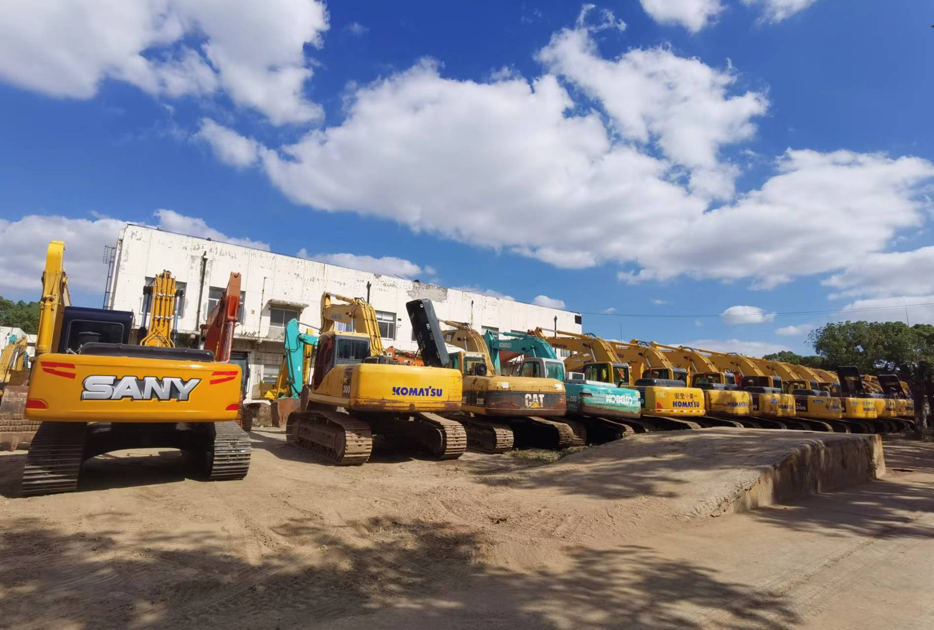 OUTONG MACHINERY LIMITED - Погрузочно-разгрузочная техника TOYOTA undefined: фото 6