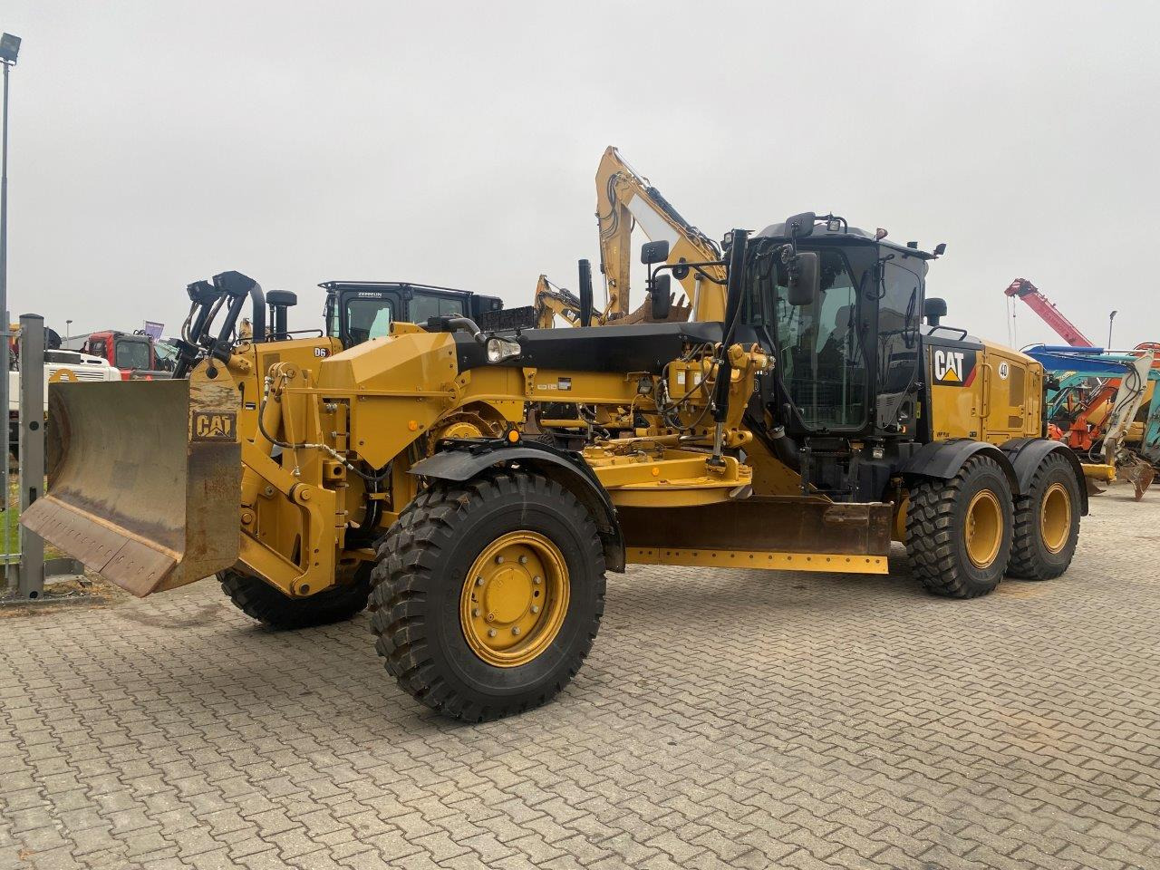 MACHINEHANDEL LAMERS B.V. - Запчасти undefined: фото 2