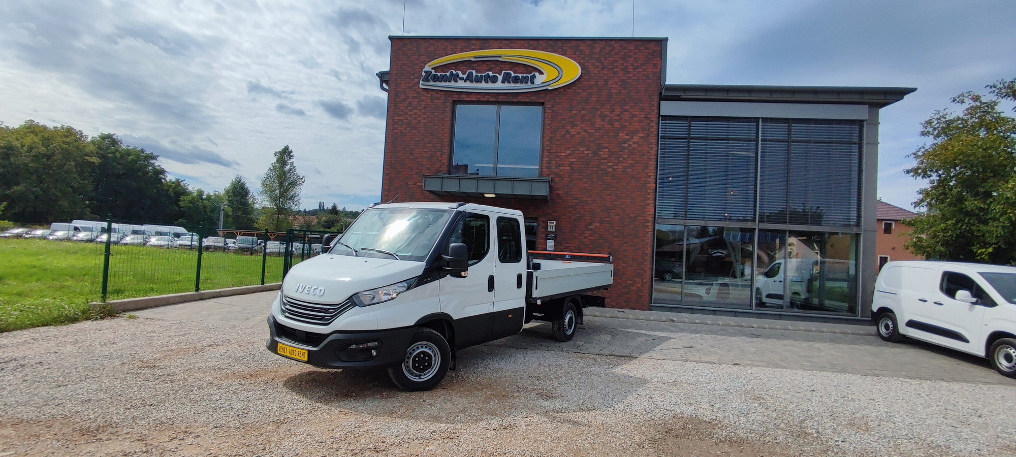 Zenit-Auto Rent Kft. - объявления о продаже undefined: фото 10