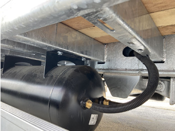 Новый Низкорамный прицеп для транспортировки тяжёлой техники Möslein TT 21-6,5  21 t Tandemtieflader, Luftgefedert, NEU: фото 2