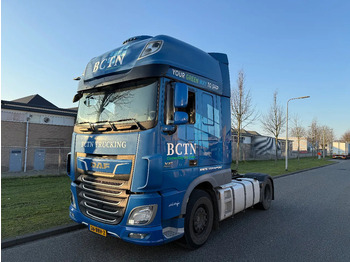 Тягач DAF XF 460