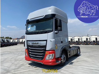 Тягач DAF XF