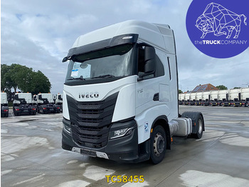 Тягач IVECO S-WAY