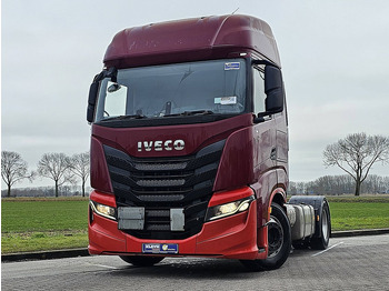 Тягач IVECO S-WAY