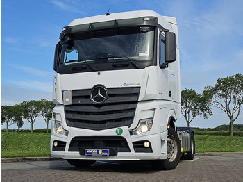 Тягач MERCEDES-BENZ Actros 1848