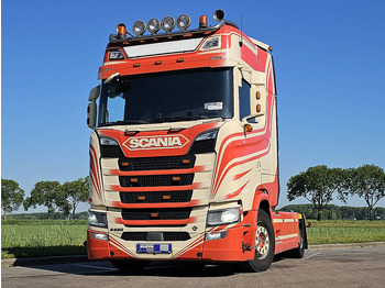Тягач SCANIA S 520