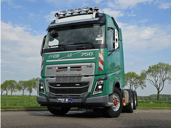 Тягач VOLVO FH 750