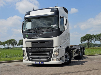 Грузовик-контейнеровоз/ Сменный кузов VOLVO FH 500