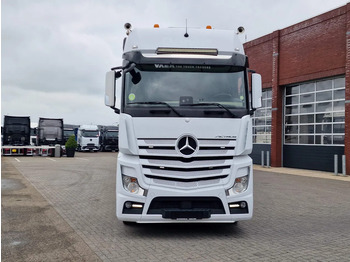 Грузовик с закрытым кузовом Mercedes-Benz Actros 1942 4x2 - Box with Loadlift - Full air + Pacton Trailer Loadlift - Heating system: фото 2