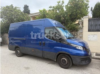 Фургон с закрытым кузовом IVECO Daily 35s16