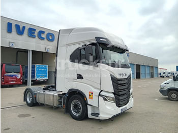 Тягач IVECO S-WAY