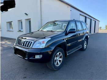 Внедорожник TOYOTA Land Cruiser